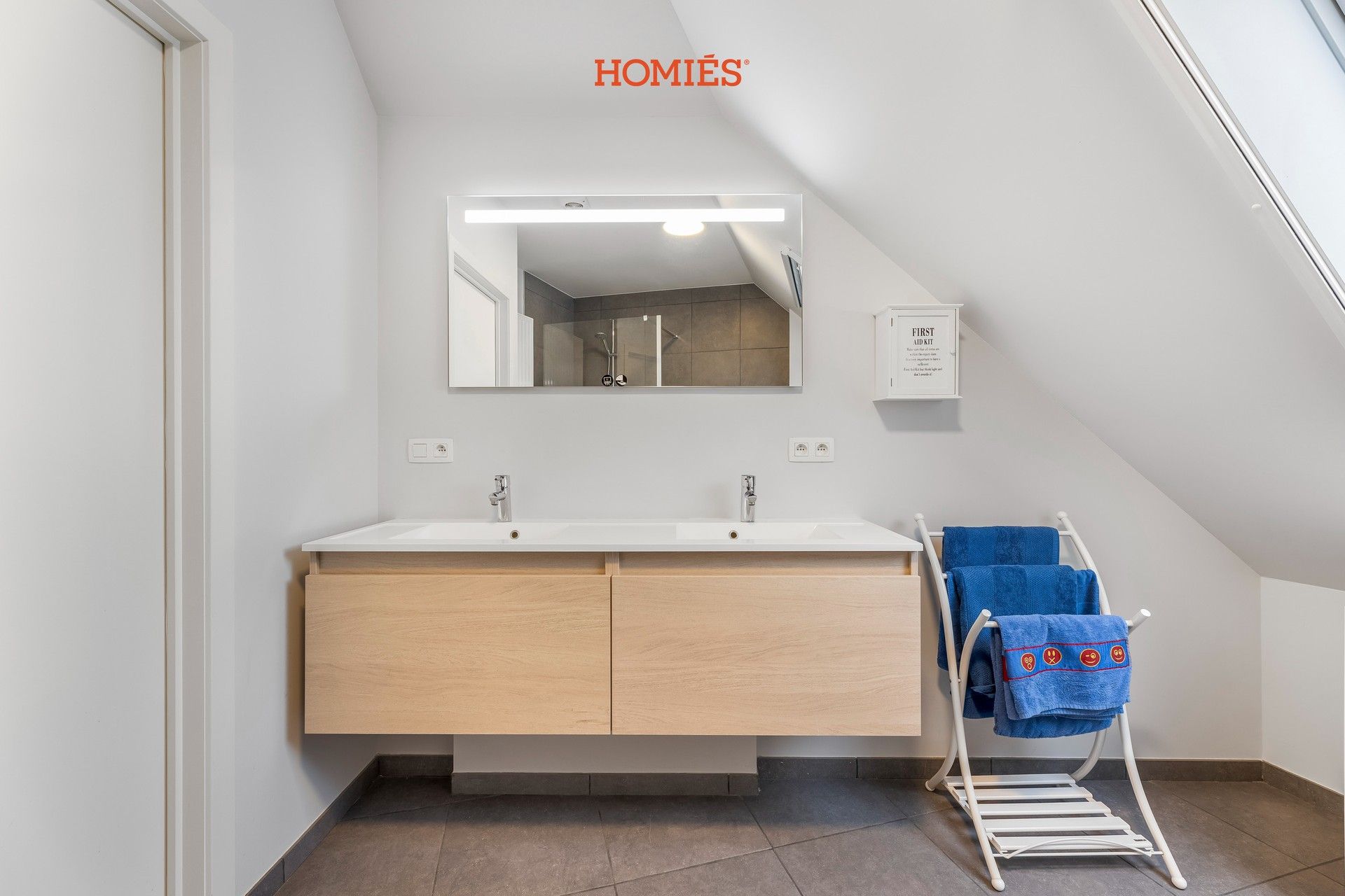Lichtrijk hoekappartement met 2 slpks in cenrum Leuven foto 18