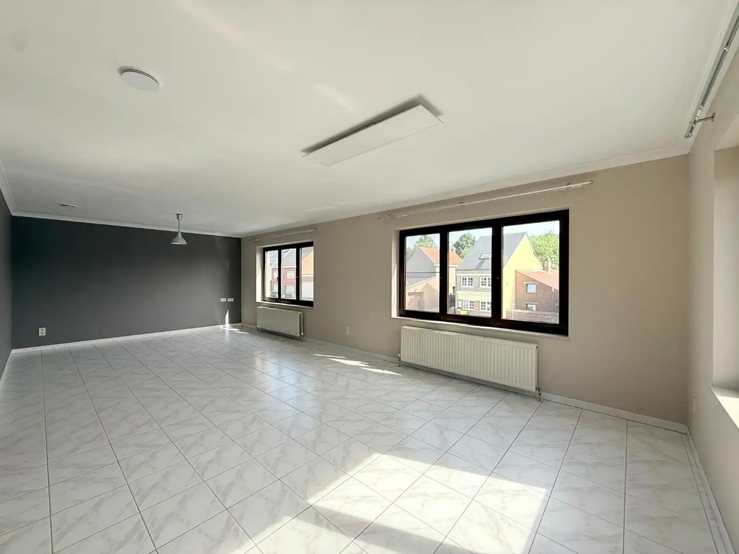 Appartement met drie slaapkamers in Opvelp foto 2