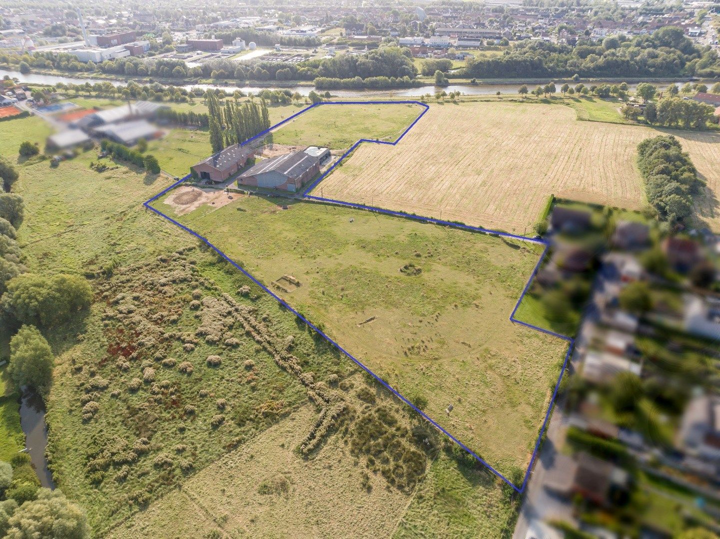 Uitzonderlijk vastgoed tussen Heulebeek en Leie op 4ha te koop in Kuurne foto 2