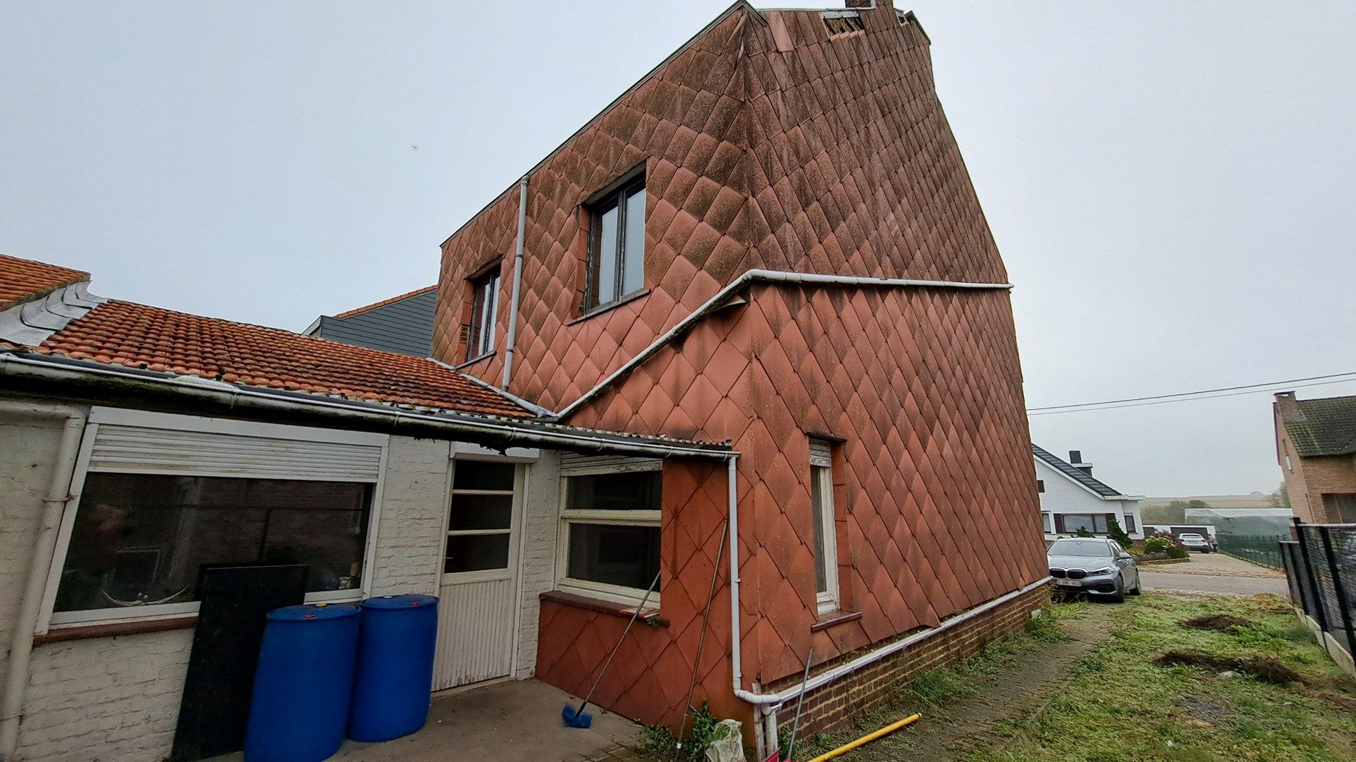 Te renoveren woning met 3 slaapkamers, garage en tuin foto 21