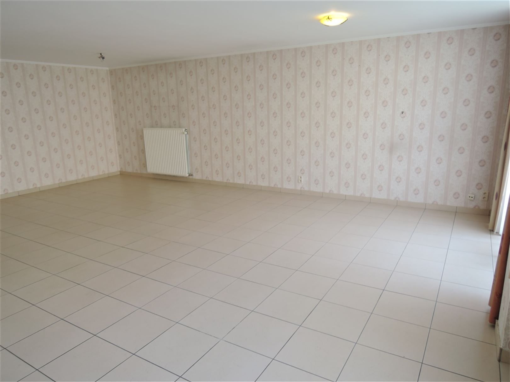 Gelijkvloers appartement met garage box foto 4