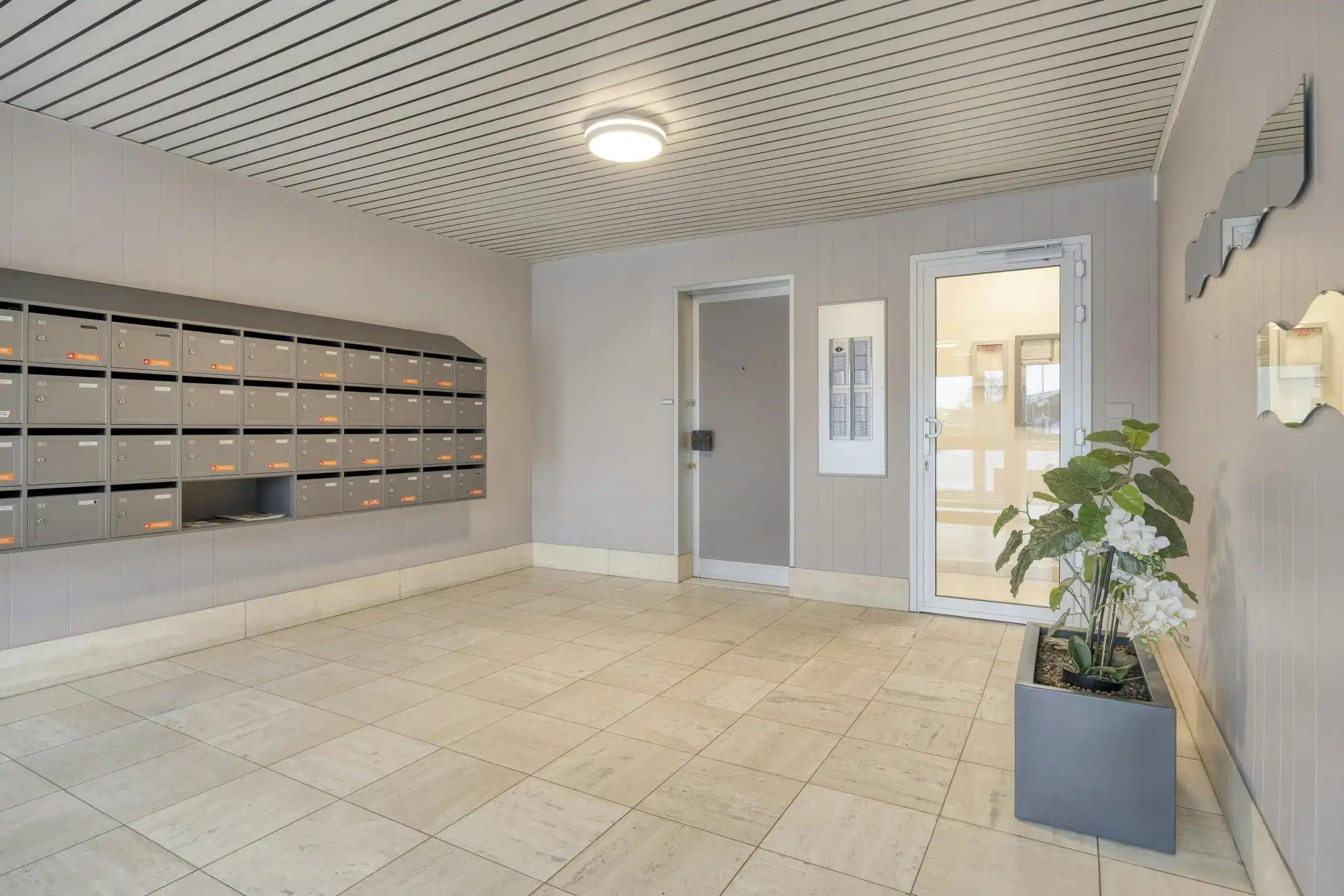 Appartement met 2 slaapkamers te koop in het centrum van Wilrijk foto 16