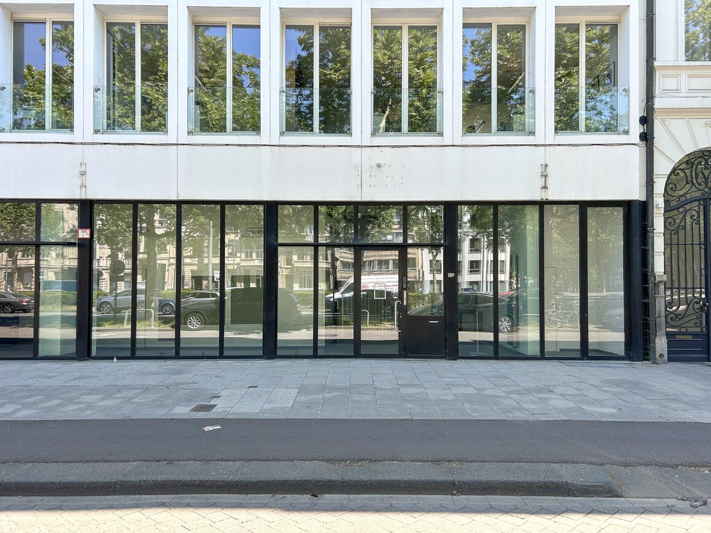 Commerciële ruimte te koop Amerikalei 189 - - 2000 Antwerpen