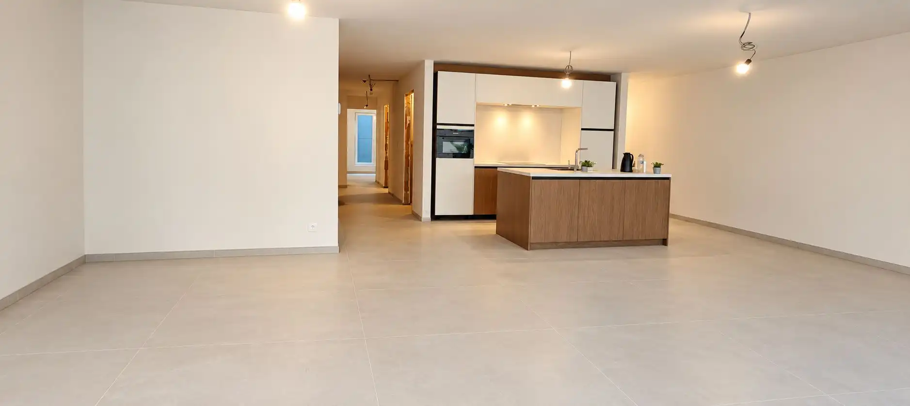 INSTAPKLAAR NIEUWBOUWPROJECT OP 230M VAN ZEE – ZORGELOOS GENIETEN IN OOSTENDE foto 2