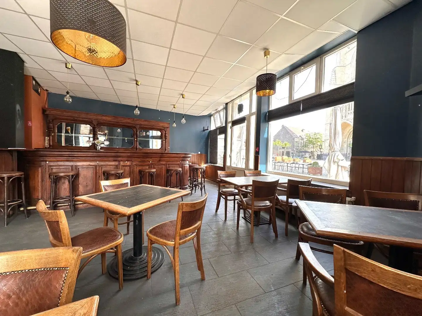 Handelspand op toplocatie in hartje Tongeren (voormalig café) foto 6