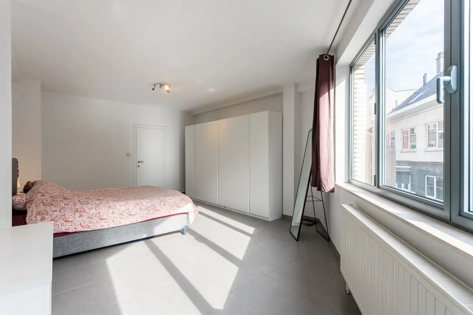 Handelspand met woonst te Halle centrum foto 22