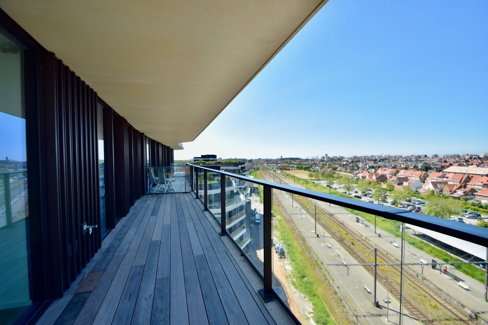 Nieuwbouw appartement genietend van panoramische zichten gelegen in de exclusieve residentie "The Tower" te Duinenwater. foto 12