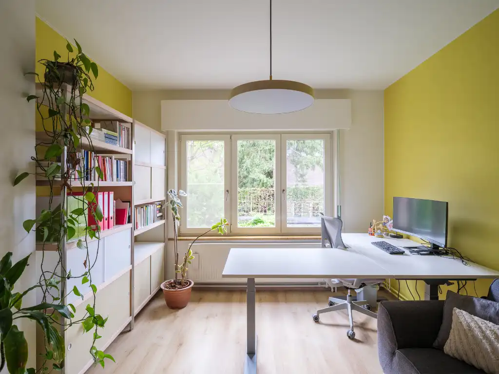 Karaktervolle burgerwoning (225 m²) met romantische tuin, gelegen in de gegeerde stationsbuurt foto 23