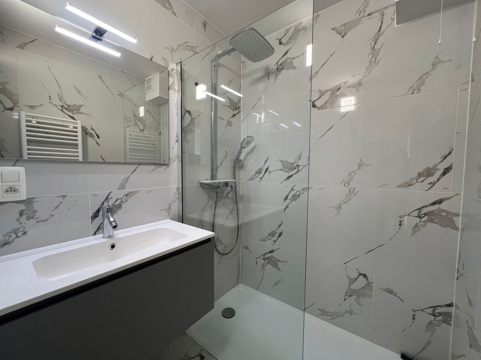 INSTAPKLAAR TWEESLAAPKAMER-APPARTEMENT TE HUUR - LIEDEKERKE! foto 10