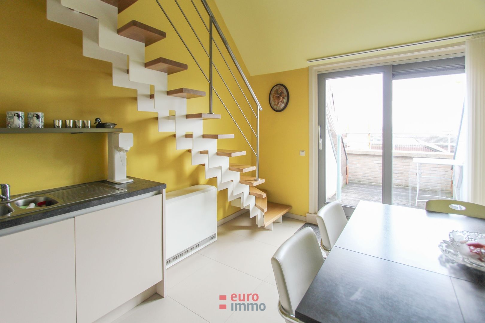 Hoofdfoto van de publicatie: Ideaal appartement als investering of als starterswoning!