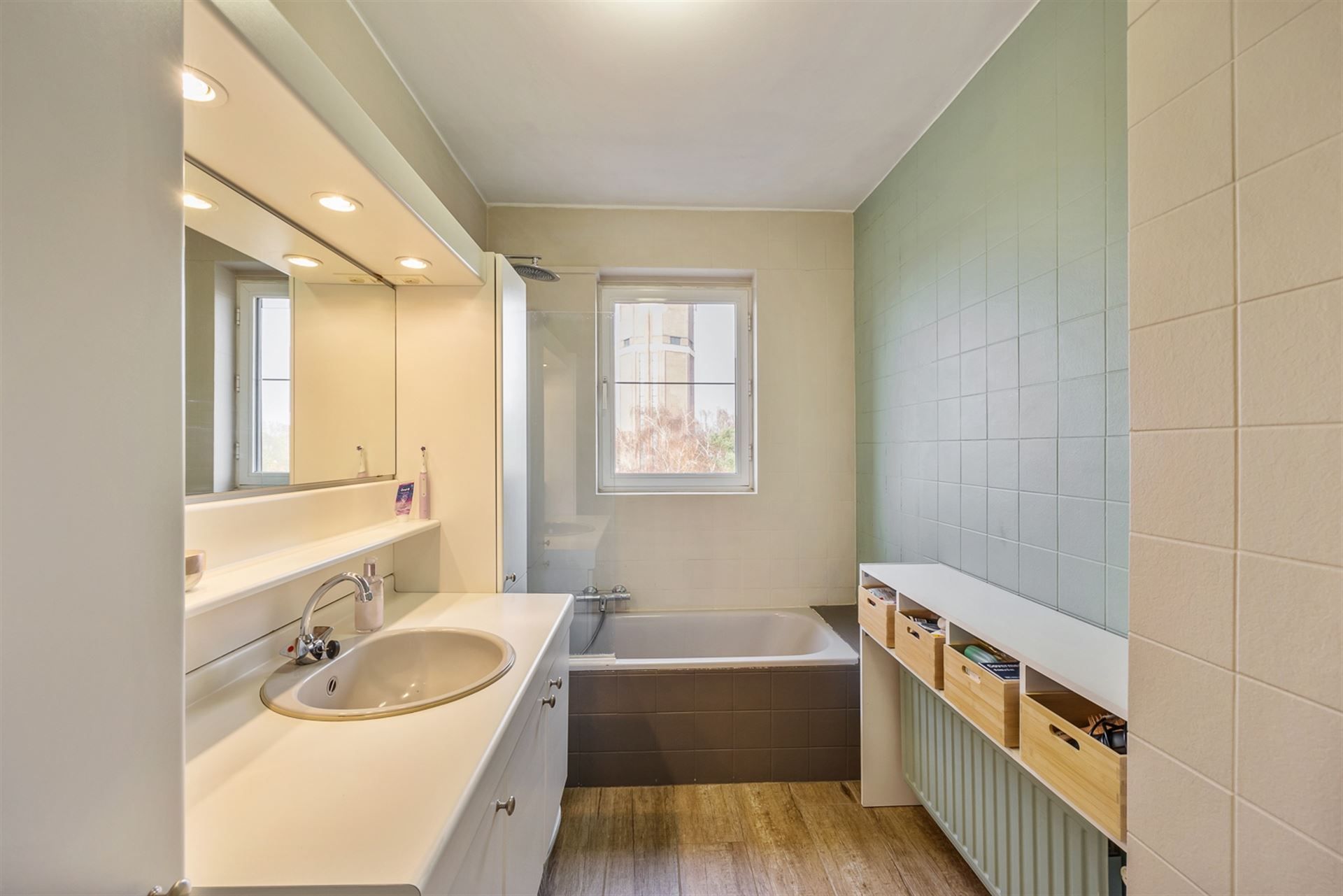 Instapklaar Dakappartement met 2 Ruime Terrassen foto 10