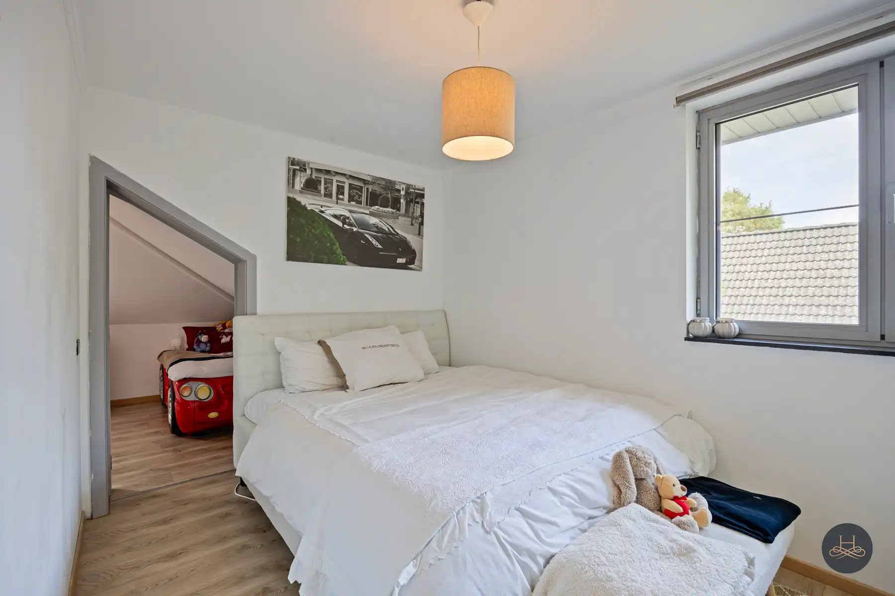 Imposante ruime villa met zwembad en een prachtige tuin foto 29