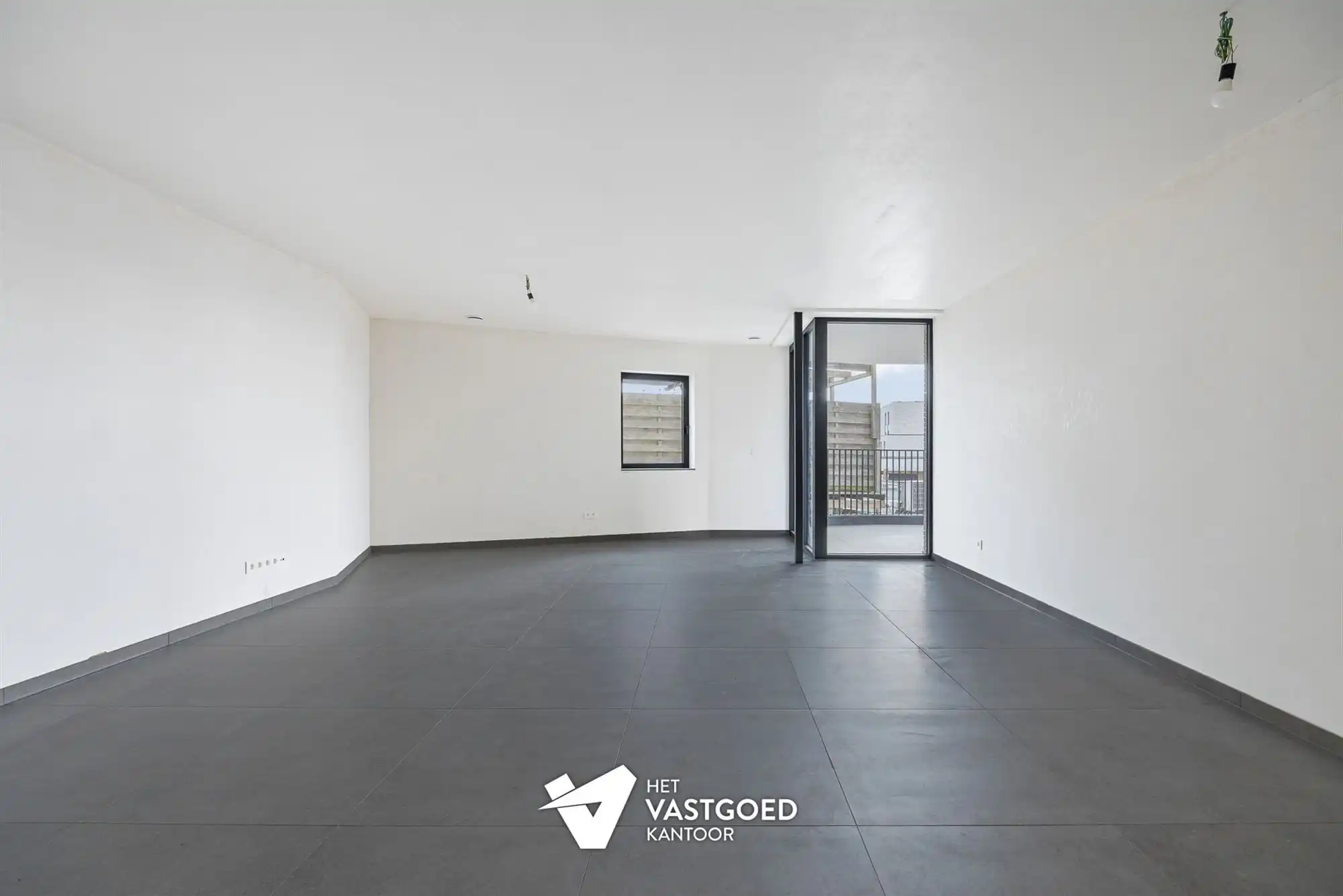 RUIM 1-SLAAPKAMERAPPARTEMENT MET AANGENAME BUITENRUIMTE foto 8