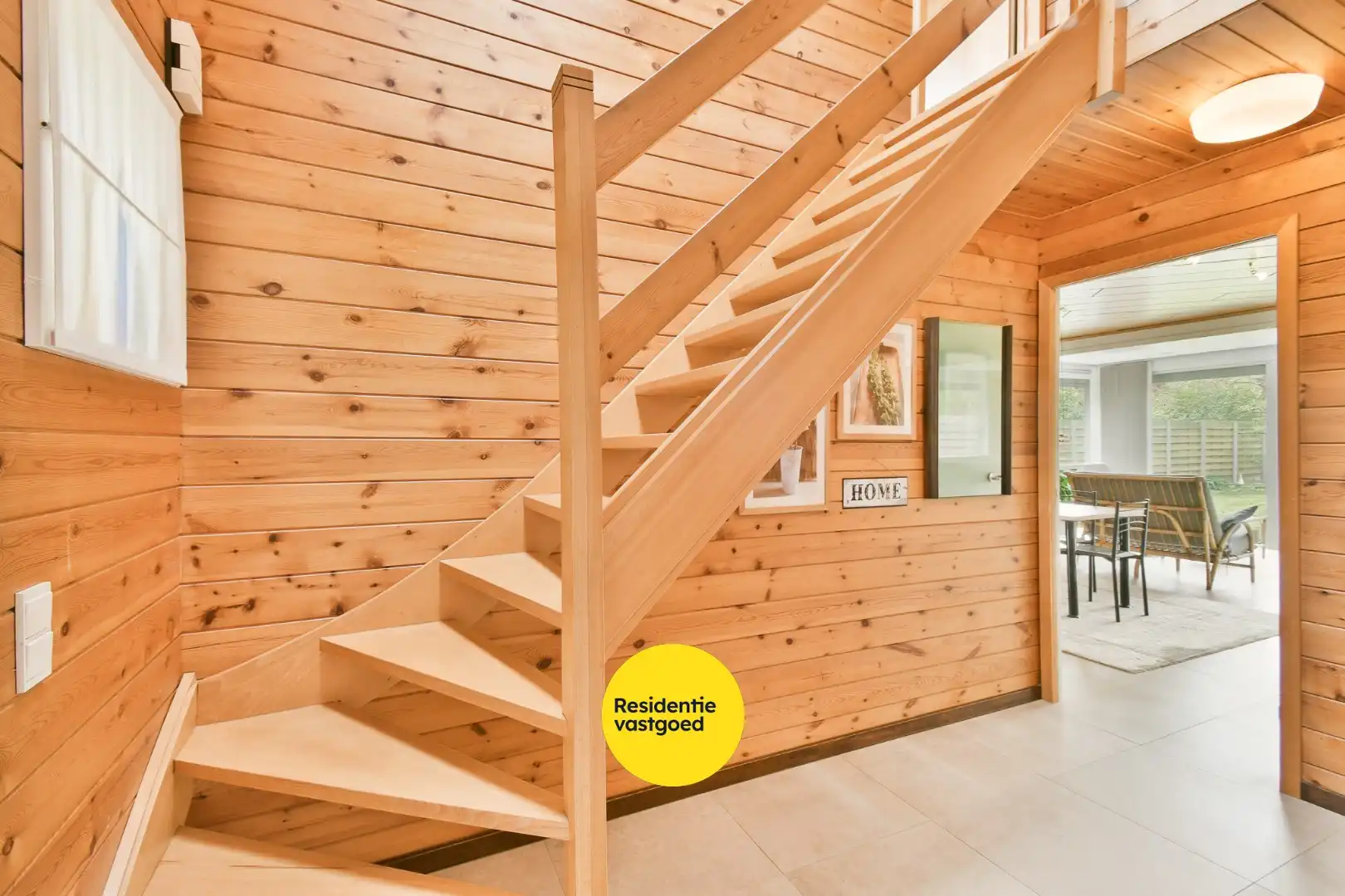 Instapklare woning met 4 slaapkamers, garage en carport foto 14