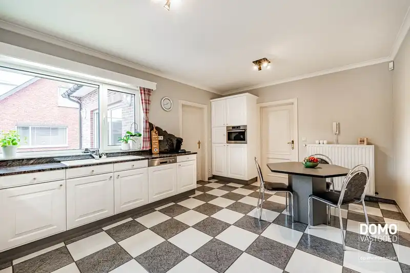 UITZONDERLIJK PERCEEL VAN 2 HA 50 A MET RUIME WONING EN TAL VAN MOGELIJKHEDEN foto 7