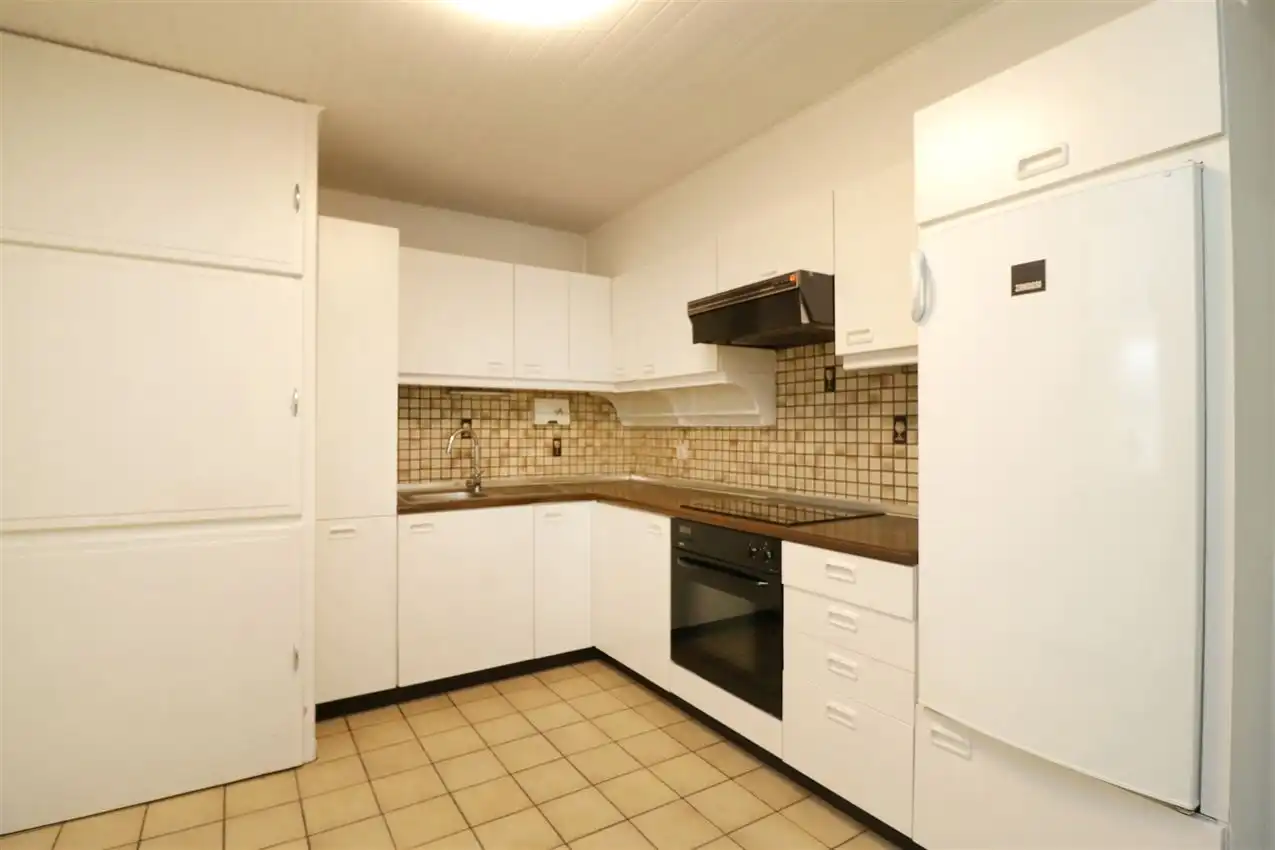 Gezinswoning met ruimte om mee te groeien op breed perceel van 12 are foto 14