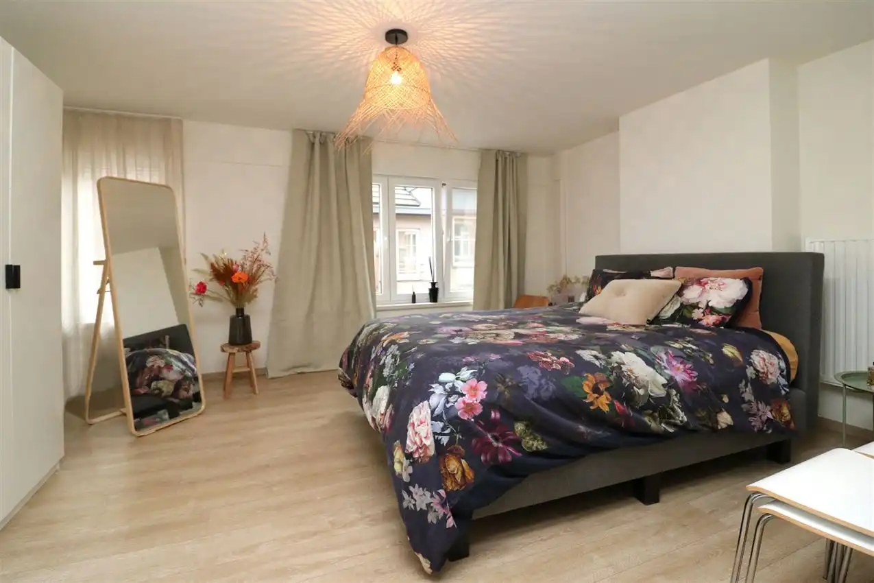 Gerenoveerde woning met tuin, centraal gelegen nabij centrum en E 314 foto 15