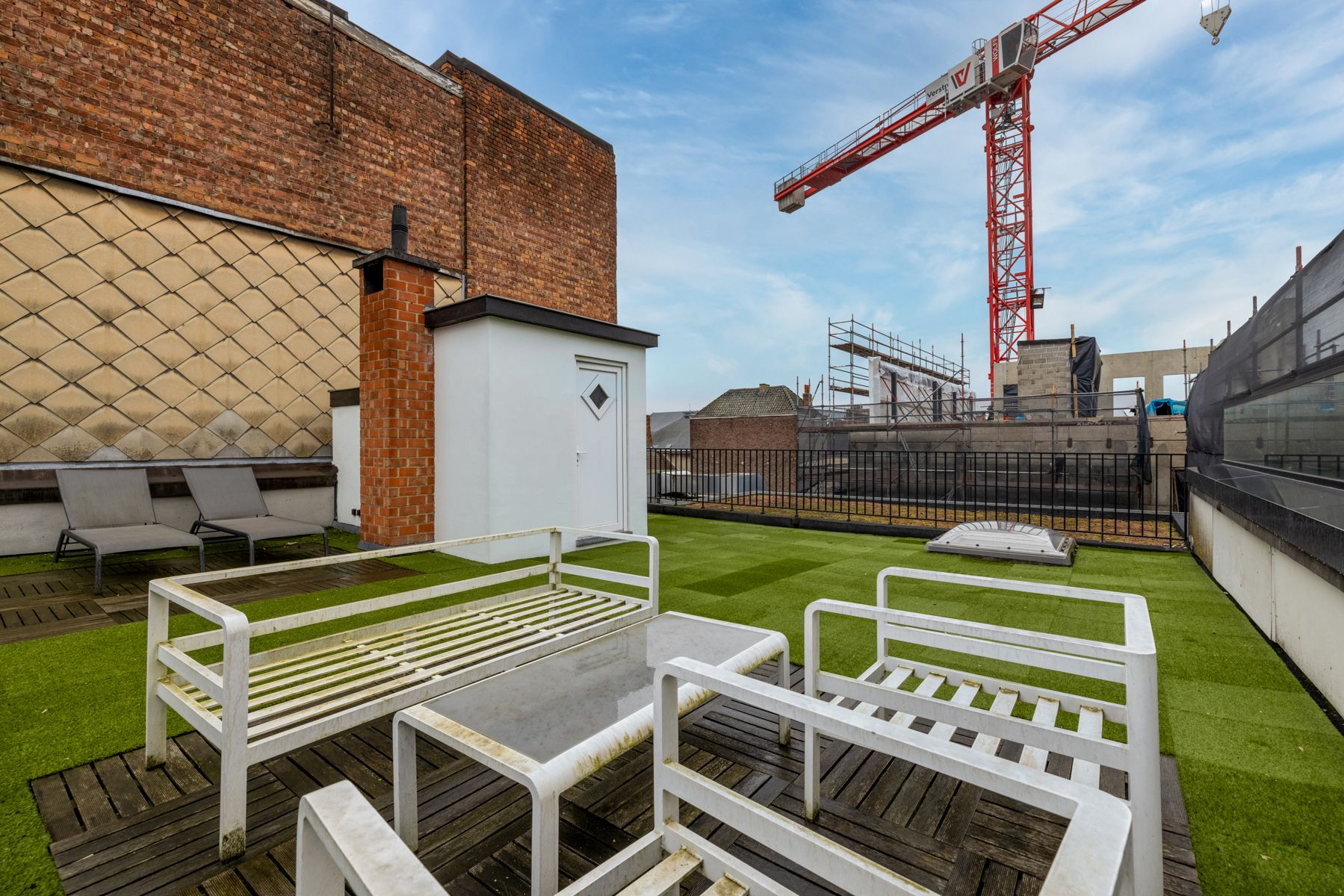 Groot drieslaapkamerappartement met 2 ruime dakterrassen! foto 18