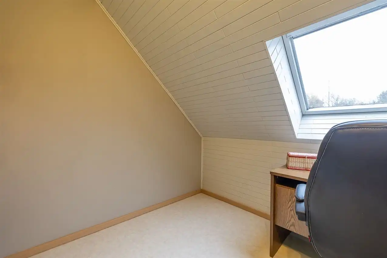 Landelijk gelegen met diepe tuin aan de Motte en vlotte verbinding naar E314. foto 25