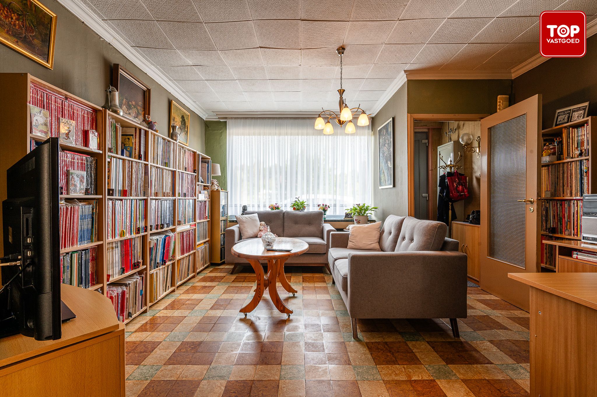 Te renoveren woning gelegen aan de Trekweg in Mariakerke  foto 8