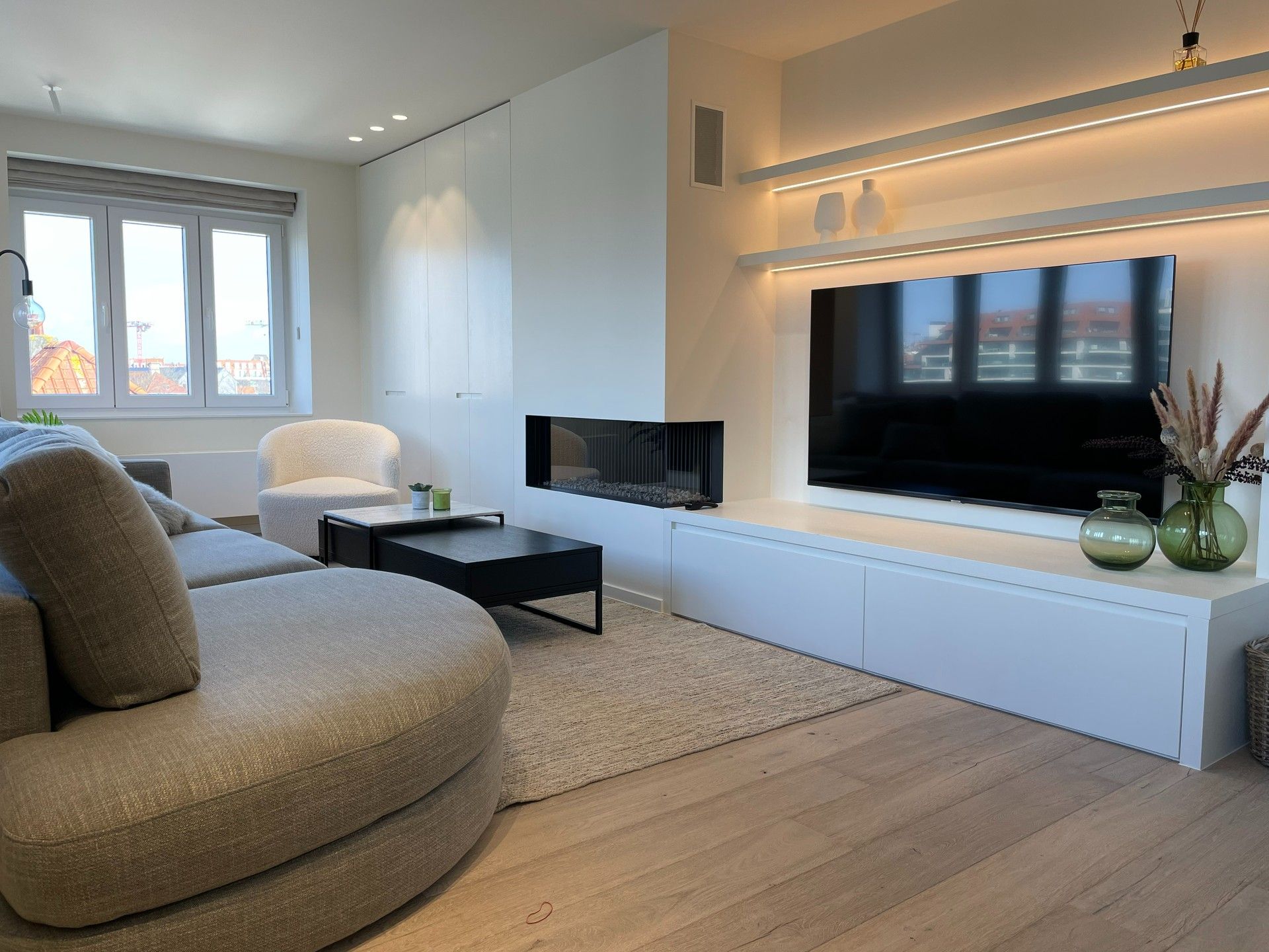 Gemeubeld: volledig vernieuwd appartement aan het Zegemeer! foto 2