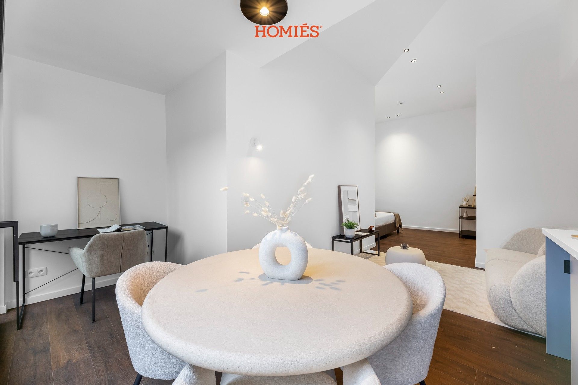 High-end studio (Label A) met privatief terras foto 6