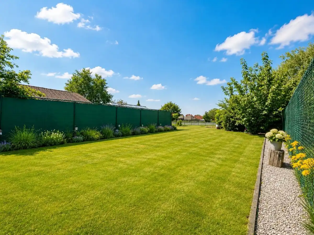 Moorslede - Instapklare gezinswoning met 4 slaapkamers, garage en tuin foto 25