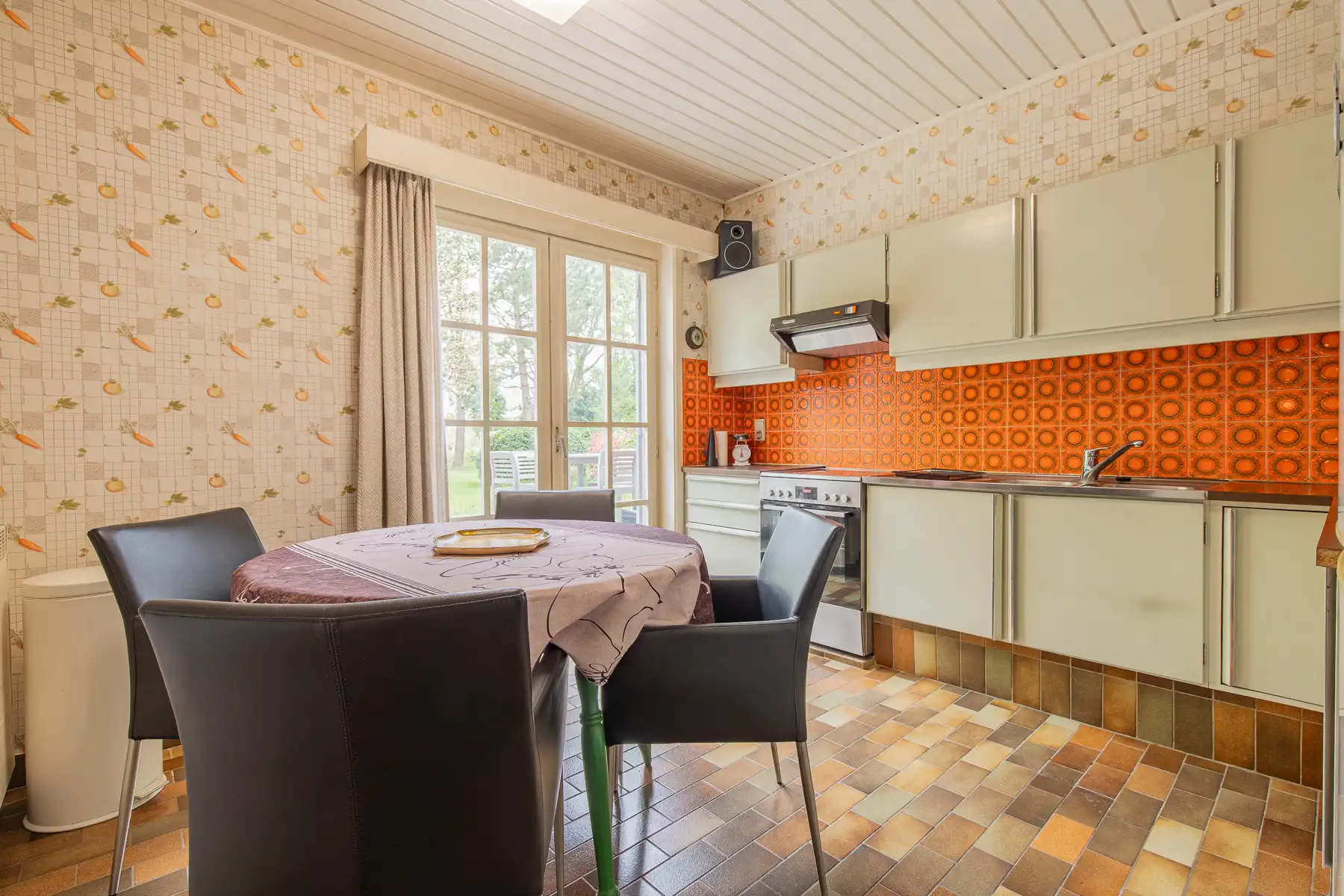 Prachtig gelegen Bungalow foto 7