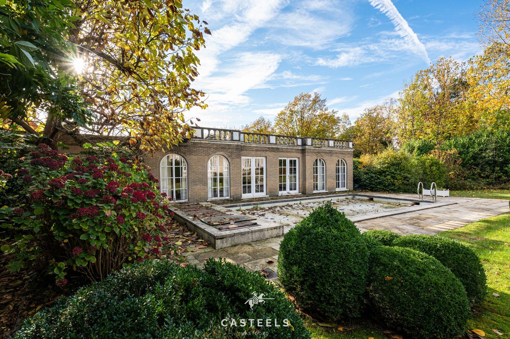 Karaktervolle villa met barokke charme en eindeloze mogelijkheden foto 25