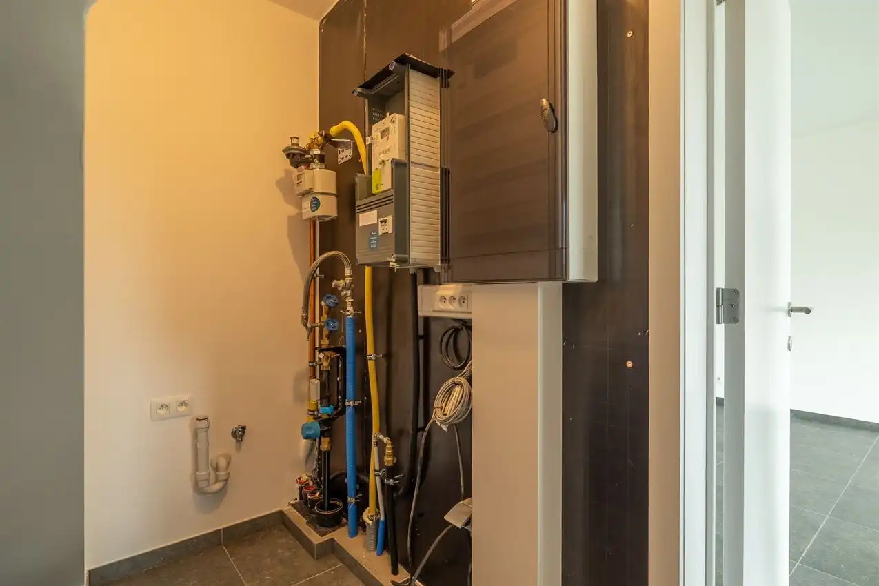 Nieuwbouw met vier slaapkamers, mooie tuin en centrale ligging foto 9