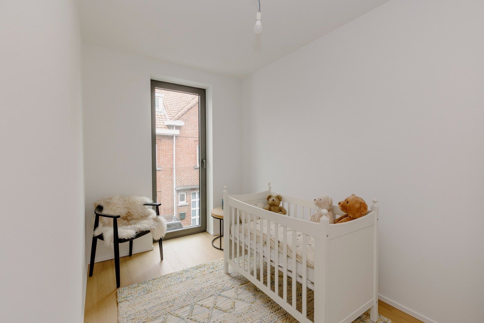 Ruim en lichtrijk appartement te koop in centrum Waregem foto 13