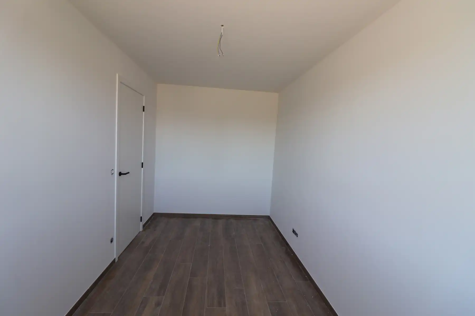 Energiezuinige nieuwbouwwoning met 4 slaapkamers, tuin en carport. foto 17