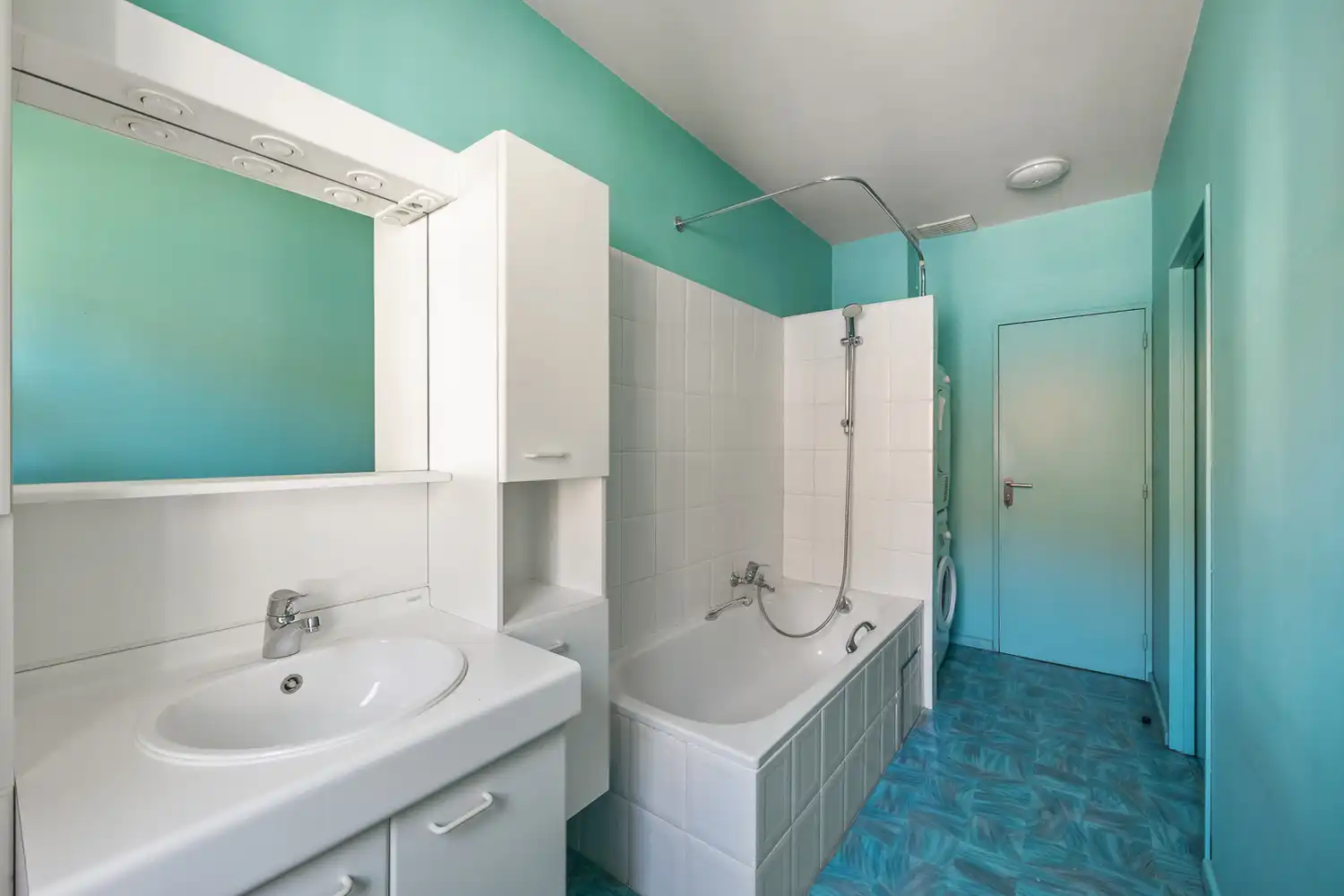 MATCHED: kevin@wellimmo.net voor meer info! Een oase van rust in hartje Antwerpen: Ruime stadswoning met prachtige tuin, garage én praktijkmogelijkheid foto 20