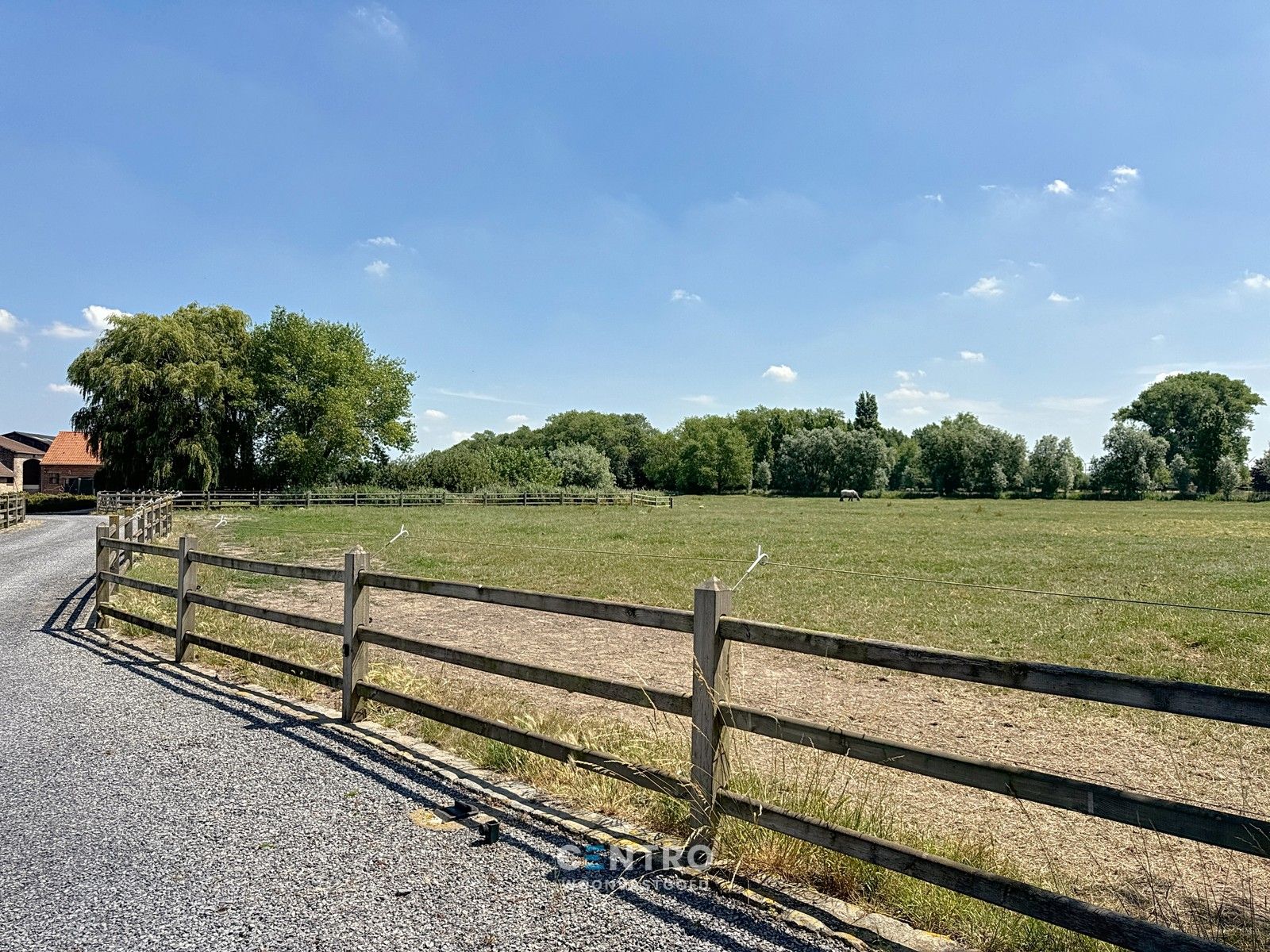 UNIEK gelegen hoeve op TOPligging te Zuienkerke! foto 2