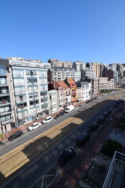 Mooi duplexappartement met drie slaapkamers en twee zongerichte terrassen. foto 5