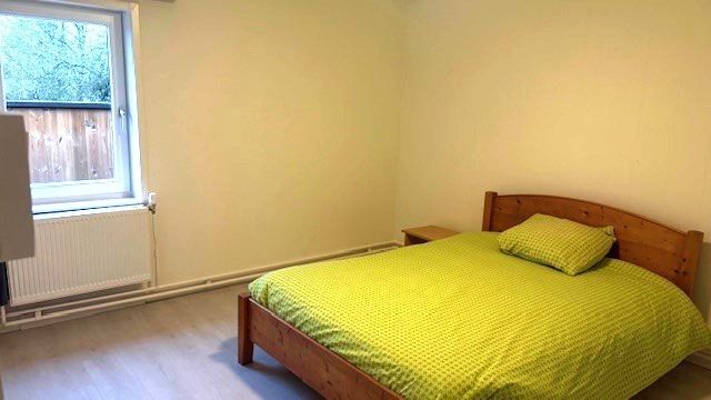 Ruim appartement met 3 slaapkamers nabij het centrum foto 6