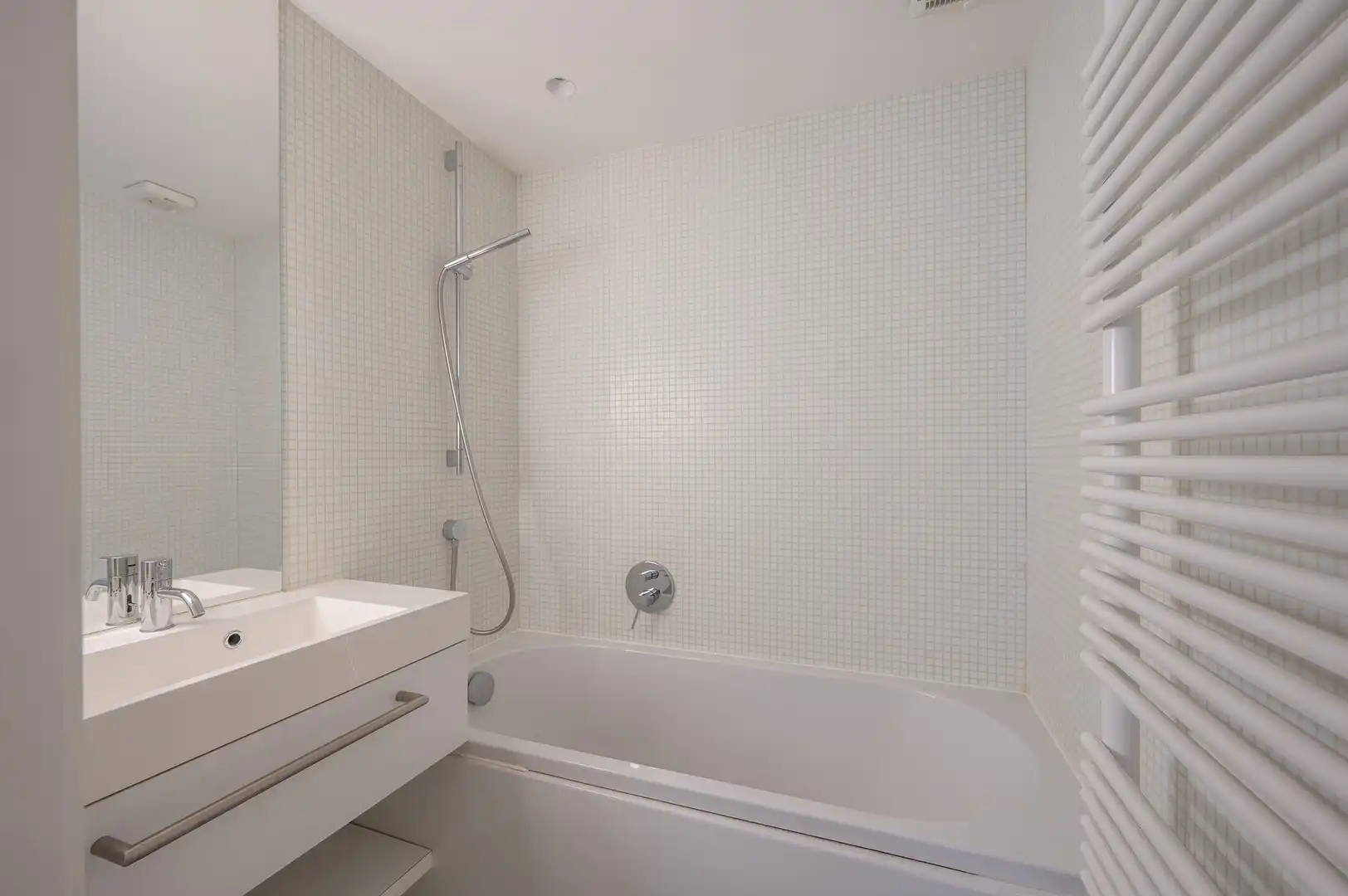 Schitterend hedendaags appartement met frontaal zeezicht,&nbsp;gelegen aan het Rubensplein en de winkels. foto 17