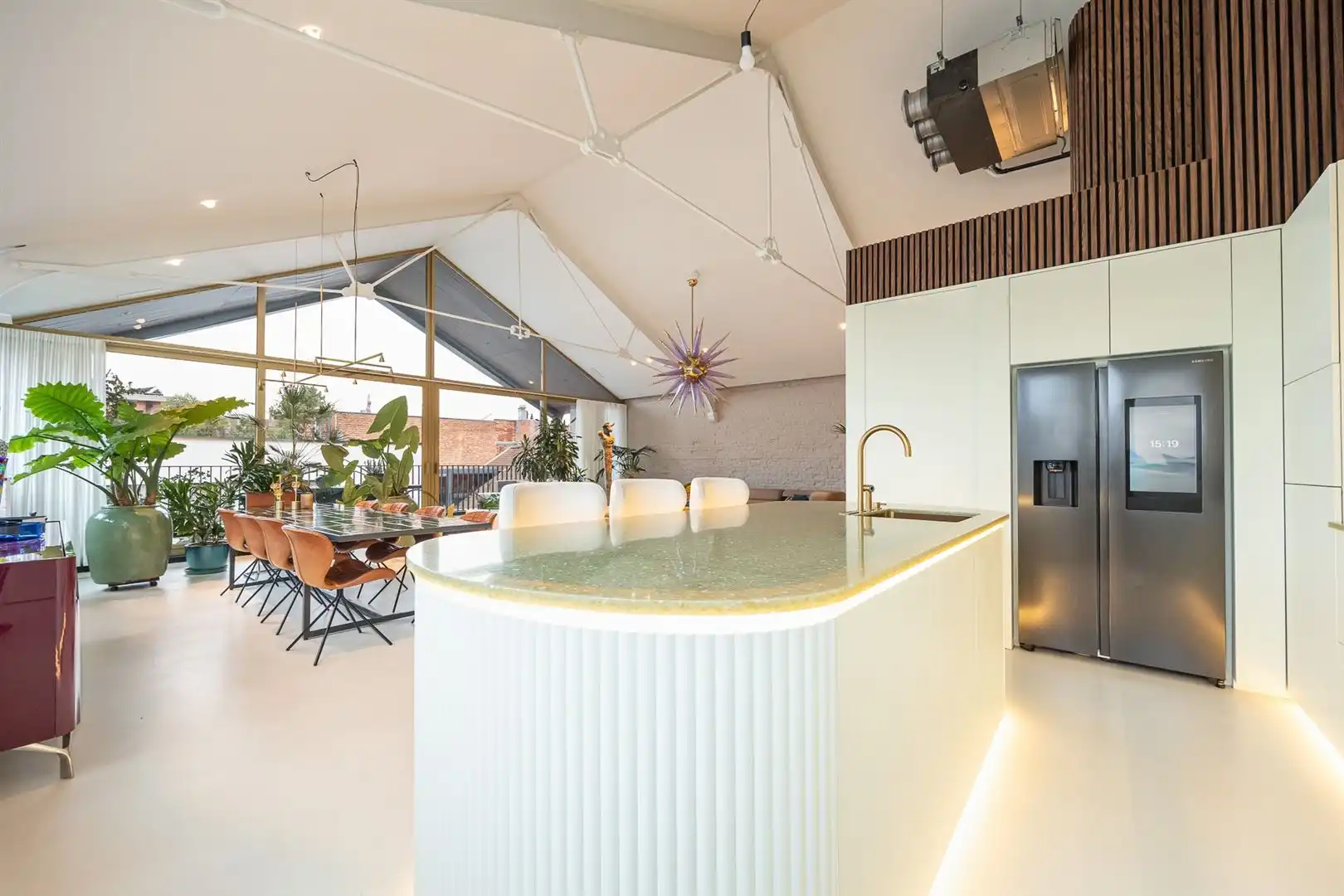Flamboyant loftleven in industrieel erfgoed foto 9
