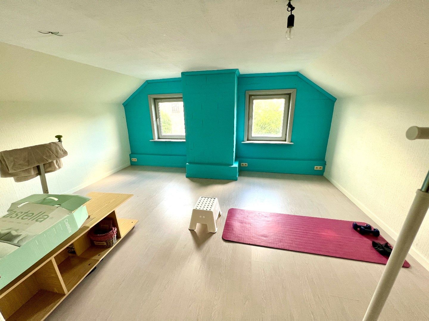 ALLEENSTAANDE WONING MET 4 SLPKS, GARAGE, CARPORT EN TUIN foto 15