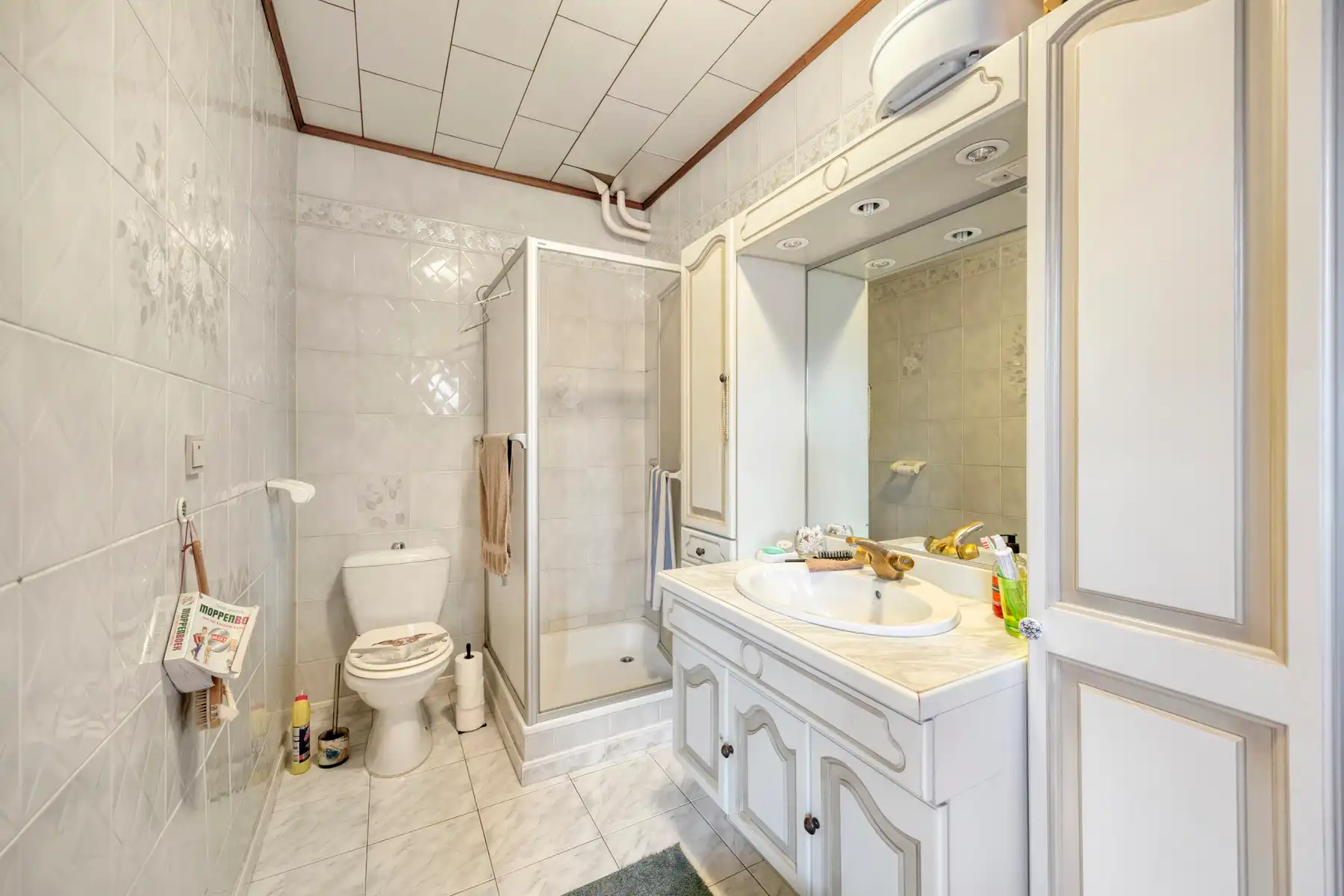 Achterliggende gelijkvloerse woning op mooi perceel foto 12