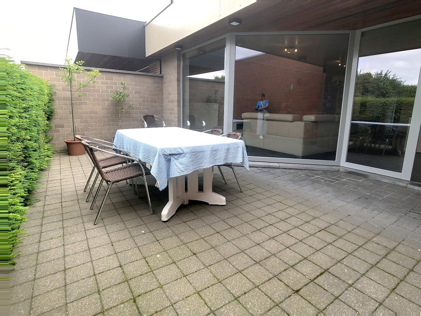Recent vernieuwde woning in het centrum van Westrozebeke foto 10