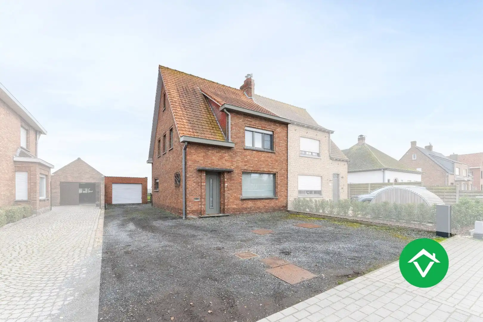 Instapklare woning met 2 slaapkamers en zicht op de groene velden te Eernegem foto 27