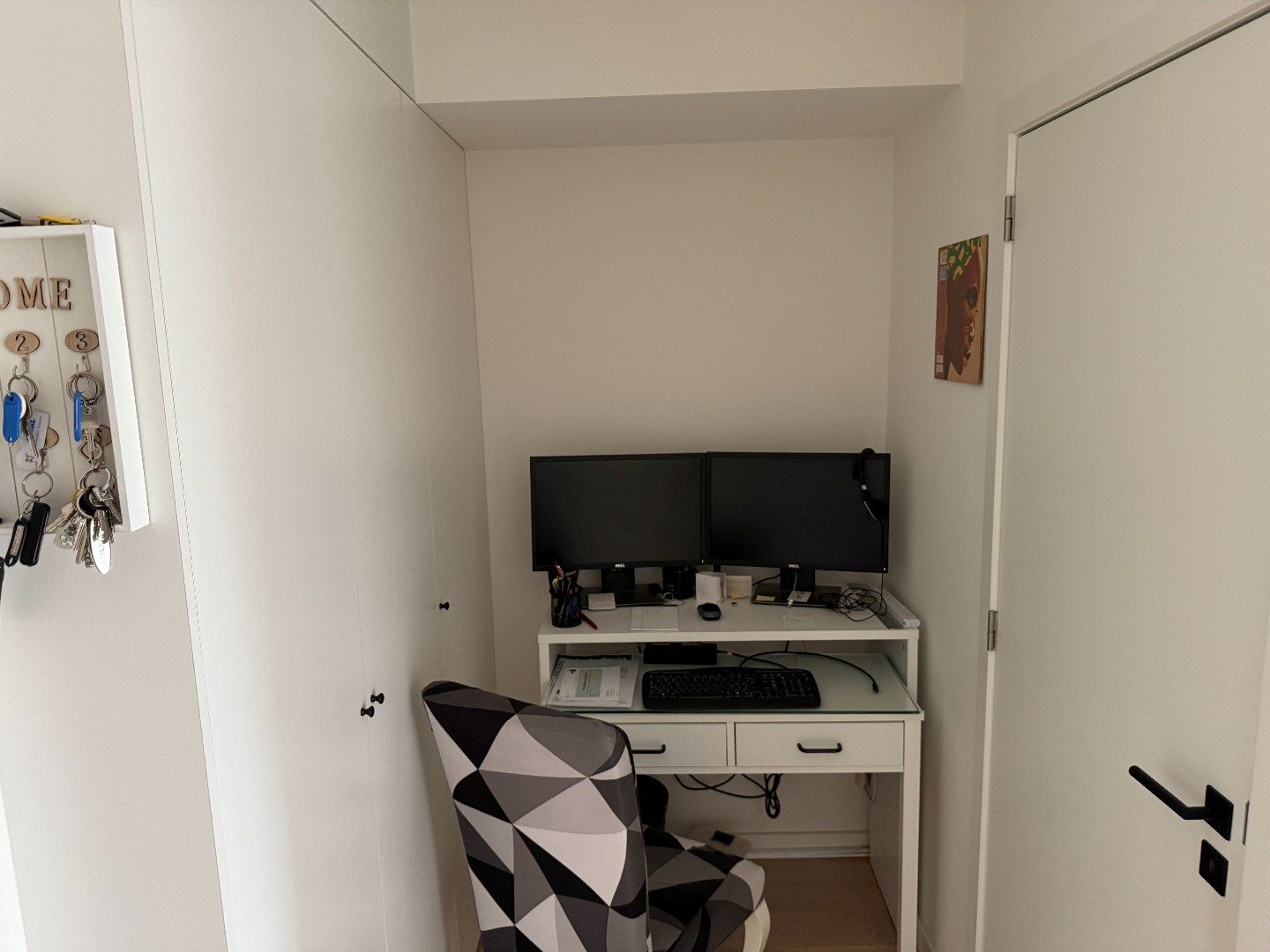 Volledig vernieuwd appartement in centrum Zwijnaarde foto 14