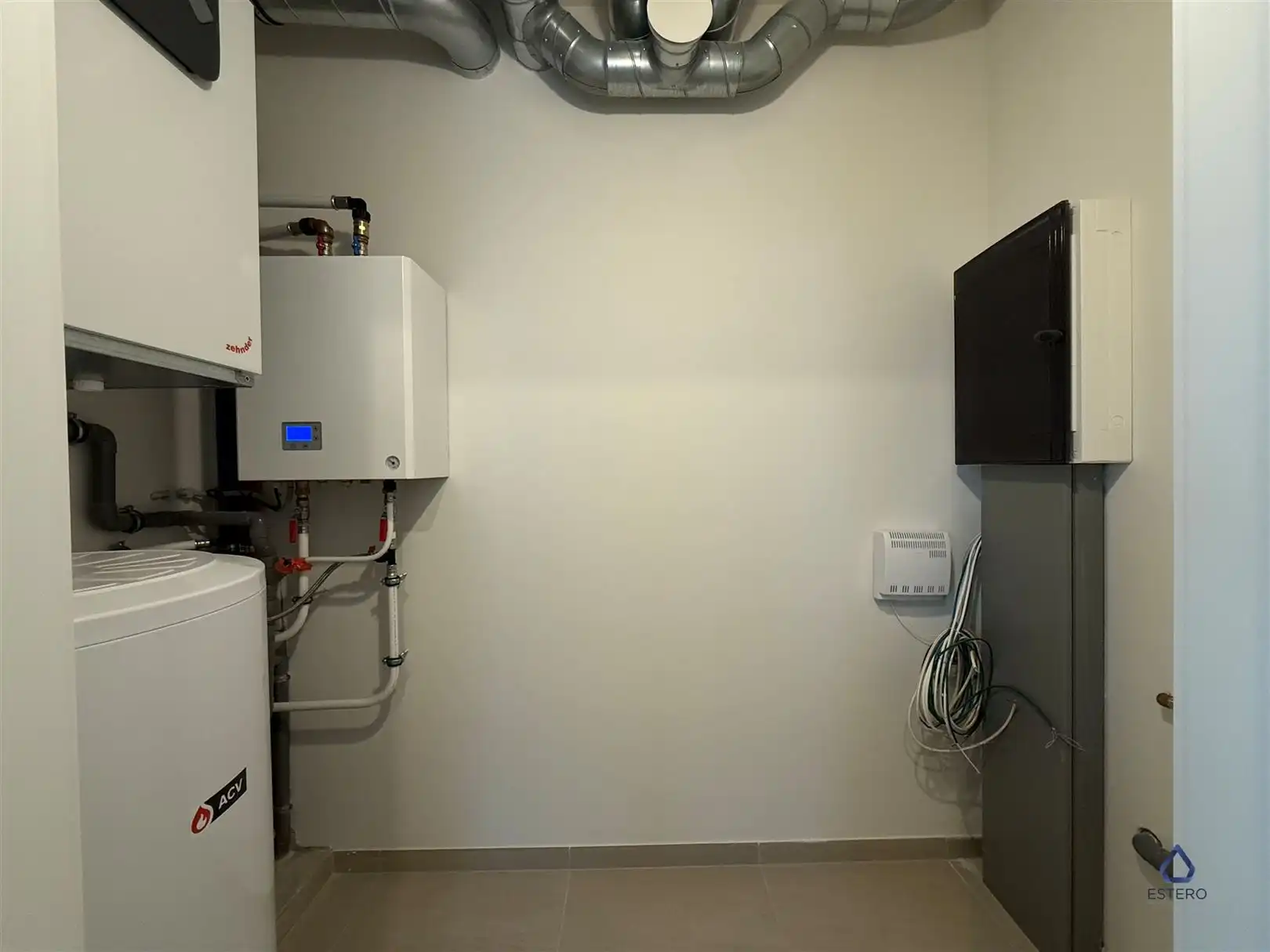 Luxe nieuwbouwappartement met dubbel terras op toplocatie foto 9