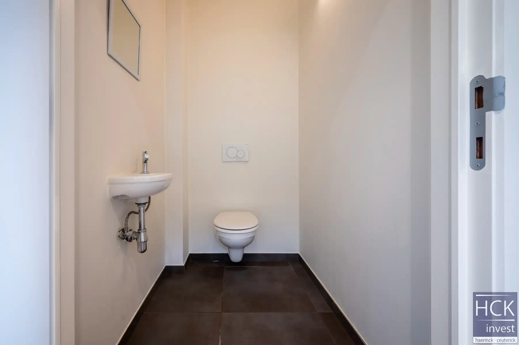 ZULTE - Karaktervolle en aangename woning nabij centrum Olsene foto 9