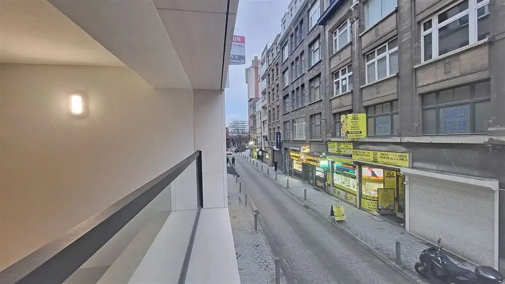  REEDS 85% VAN HET PROJECT VERHUURD! foto 7