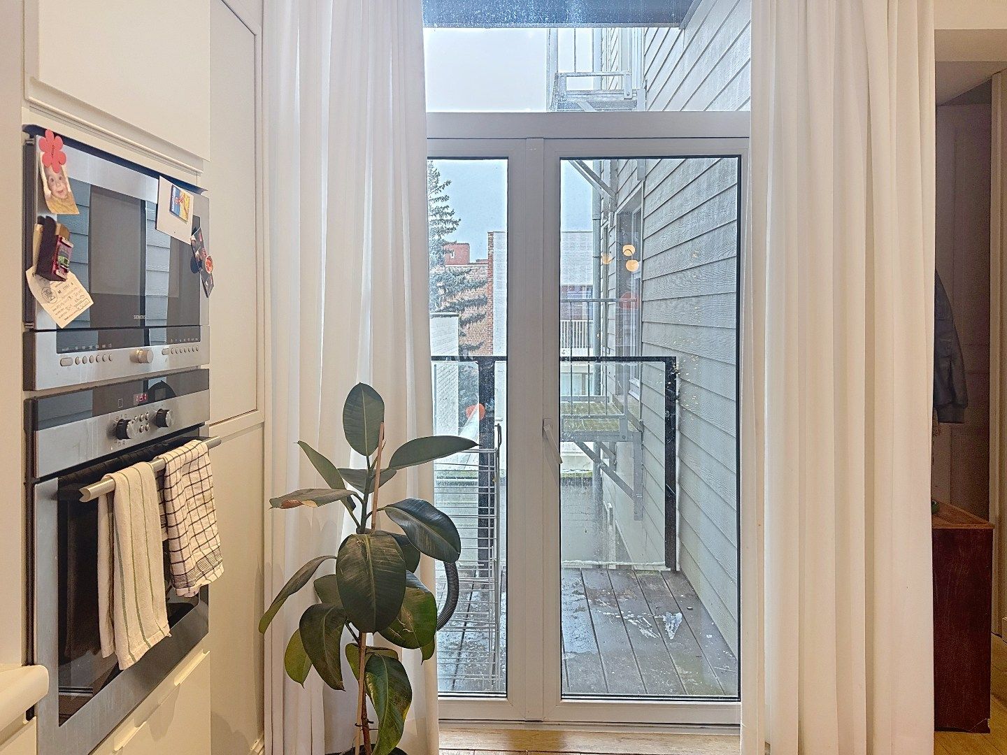 Historische charme ontmoet modern comfort: Uniek 1-slaapkamerappartement in hartje Leuven foto 7