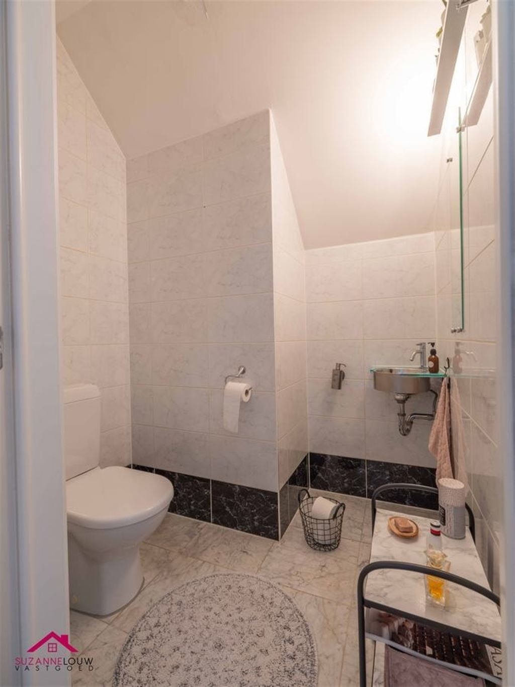 Ruim en gezellig appartement vlakbij het centrum foto 9