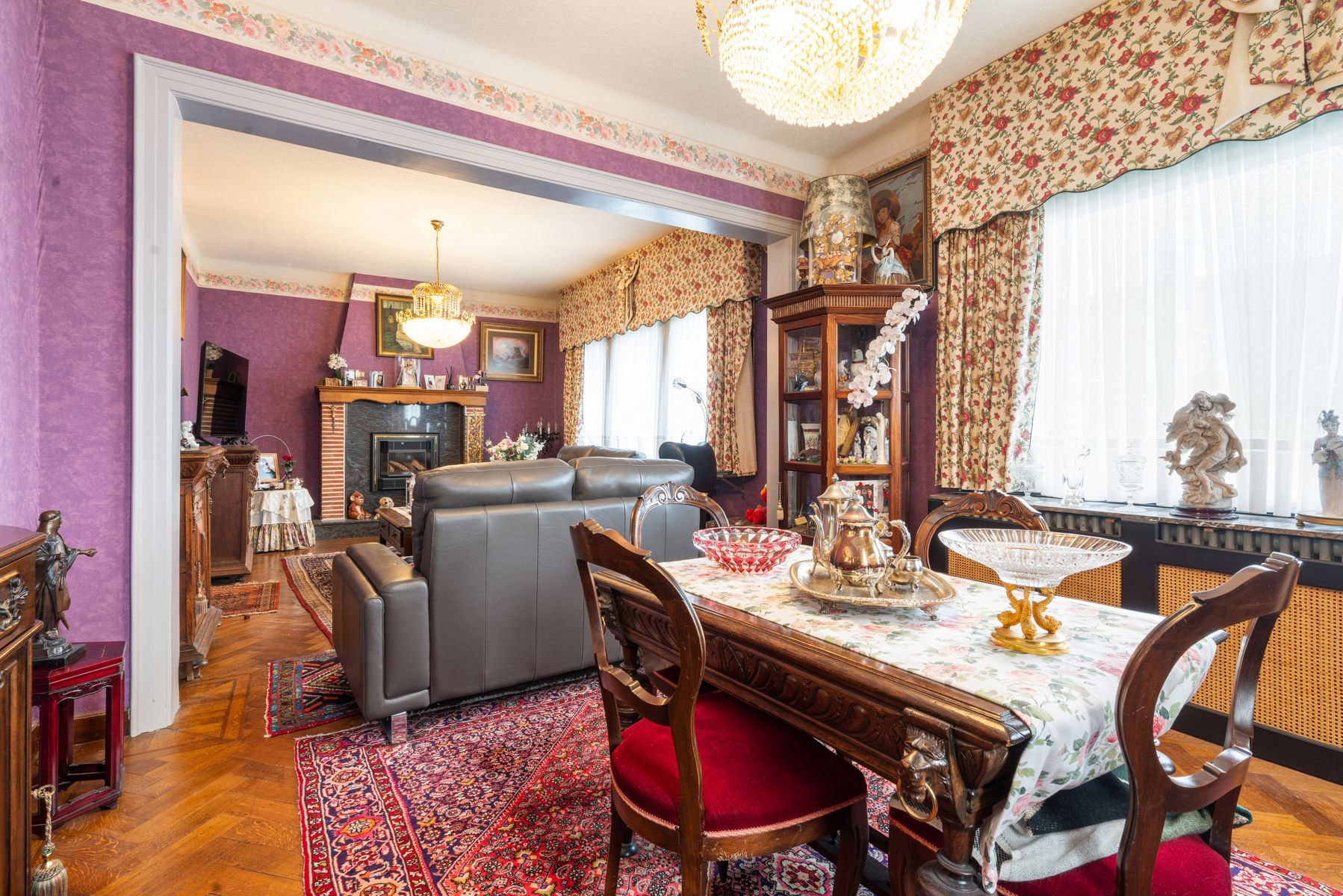 Klassieke, Charmante Vrijstaande Villa te Koop in het geliefde Merelbeke. foto 7