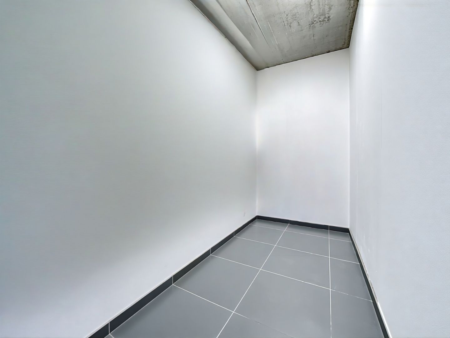 Centraal gelegen handelspand te Nieuwpoort-Bad foto 13